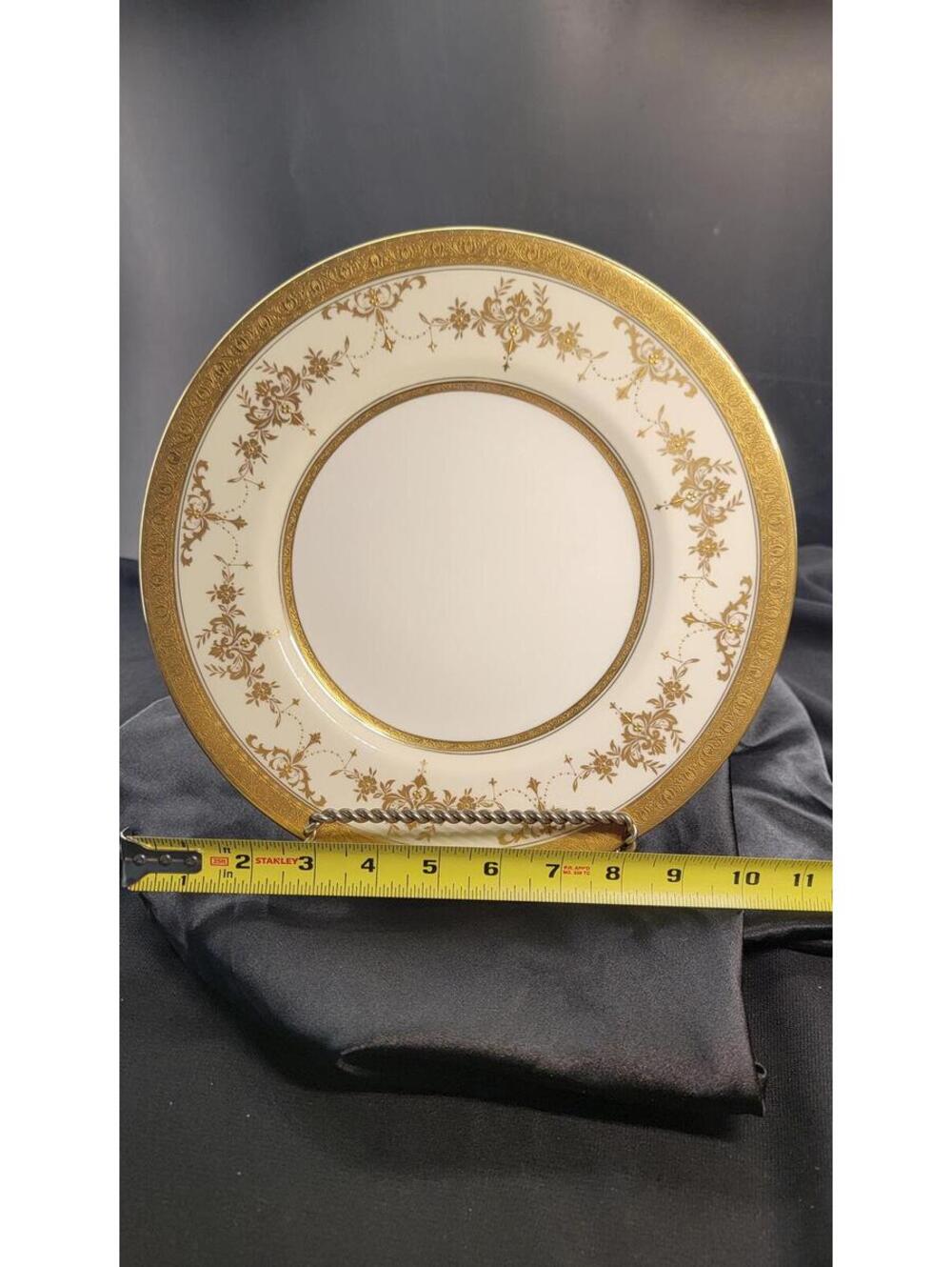 MINTON Made in England - Elegant Gold Rim On White Porcelain
